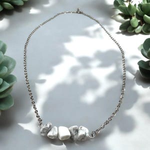 Necklace &quot;Liara&quot; with howlite, hypoallergenic, nickel-free, stainless steel, gemstone, natural stone, healing stone, chakra, spiritual, yoga, adjustable