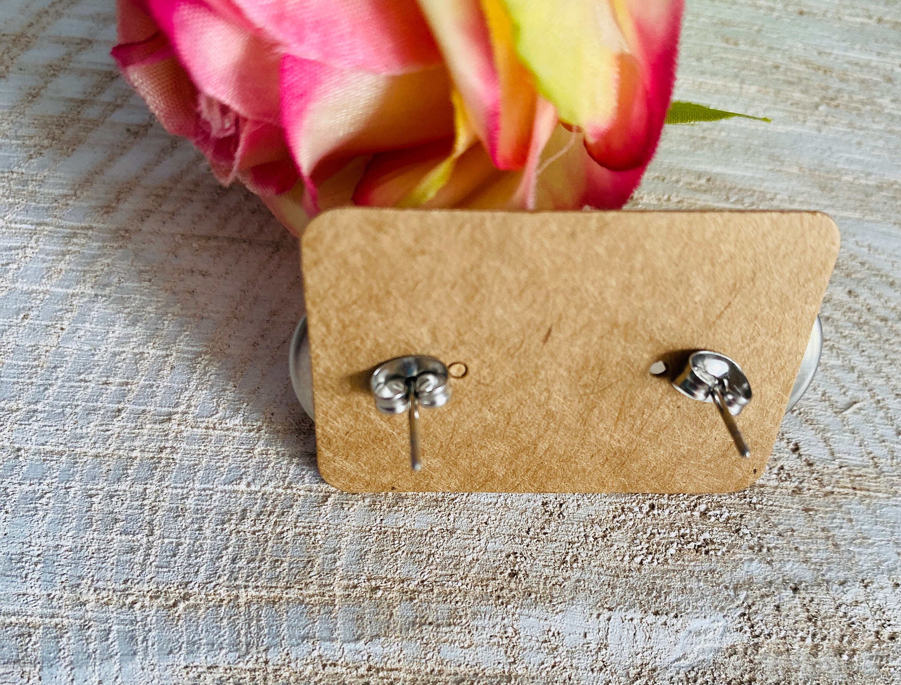Stud Earrings Indian Woman 18 Mm Cabachon Indian Wild West Cowboy stud-earrings-indian-woman-18-mm-cabachon-indian-wild-west-cowboy
