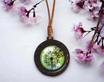 Chain, long chain, round cord, cord, knit, wood, wooden pendant, brown wood, green motif, nature, dandelion, dog flower, florist