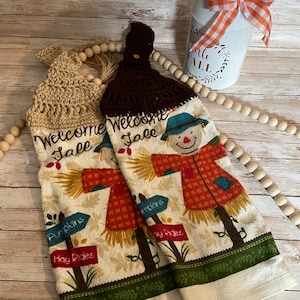 Hanging Welcome Fall Scarecrow Decorative Kitchen Hand Towel