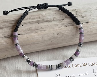 Individuell gefertigtes Amethyst-Morsecode-Armband, Freundschaftsarmband für Stärke und Mut