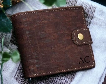 Personalized Cork Wallet, Mens Vegan Leather Wallet, 3rd Wedding Anniversary Gift, Gift for Boyfriend, Vegan Letterbox Gift