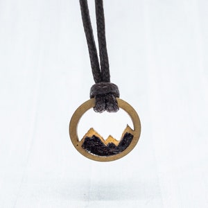 Gepersonaliseerde bergketting, klimketting, bergsieraden, herenketting, wandelketting, berghanger, cadeau voor papa
