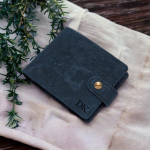 Personalisierte Vegan Kork Geldbörse, Vatertagsgeschenk, individuell gravierte dreifache Geldbörse, Geschenk zum 3. Hochzeitstag, Freundgeschenk, Geschenk für Papa