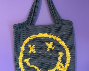 Bolsa de mercado tejida a crochet hecha a mano: Bolsa de mano con cara sonriente