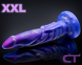 Custom Silikondildo "Ash" (XXL)