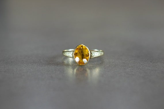 Antique Edwardian Golden-Amber-Yellow Gemstone Rin