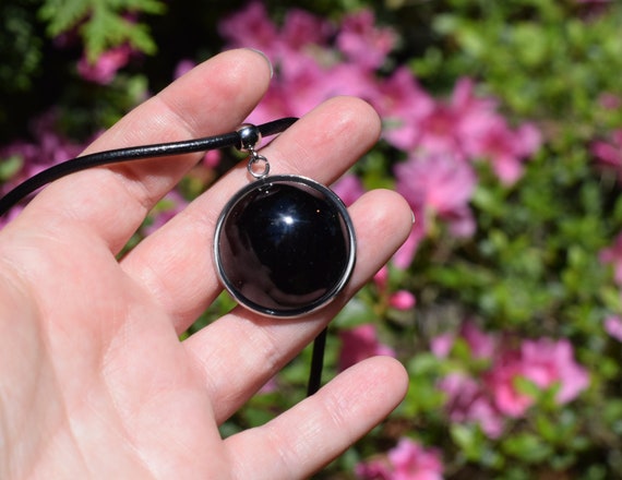 Black resin jewelry hot sale