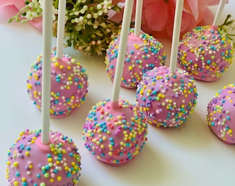 Cake pops, birthday favor cake pops, best cake pops, sprinkles cake pops, pink cake pops, color cake pops, birthday treat