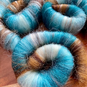 Wool Rolags for Spining, Robin’s Nest Fiber Rolags, Spinning Fiber