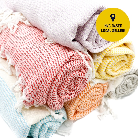 Peshtemal Extra Large Turkish Beach Towel. Cotton (color: yellow, blue,  white)