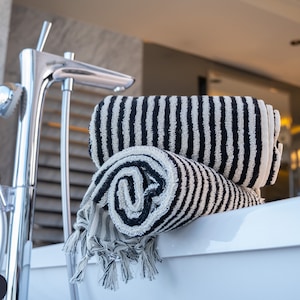 Striped Hand Towel Bath Towel Kitchen Towel Turkish Hand Towel Bathroom Decor Guest Towel Decorative Hand Towel Vintage Hand Towel Black