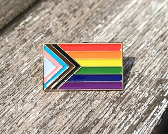 VNOX 5 Pcs Gay /& Lesbian Pride Flag Rainbow LBGTQ Lapel Pin for Clothes and Bags Decoration