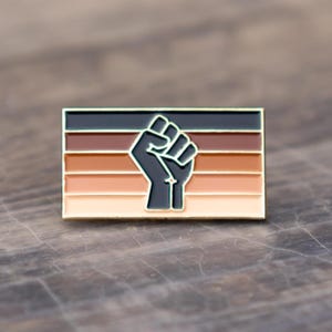 Protestvuist Black Lives Matter Streep Vlag 1" Reversspeld Badge Goud BLM Juneteenth MLK Gelijkheid Eenheid Justitie ondersteunt het goede doel