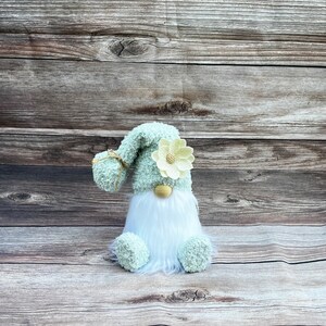 Farmhouse gnome, tiered tray gnome, farmhouse decor, flower gnome