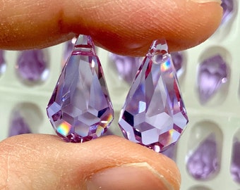 Prismas de lágrima violeta de 20 mm / Cristales atrapasoles a granel / Cuentas colgantes de cristal violeta claro para atrapasoles / Piezas de araña / BD93