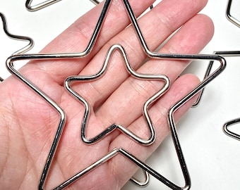 Elija el tamaño: Marco de estrella plateado brillante para atrapasol, aros de alambre de metal de macramé con forma de estrella, bricolaje, grandes dijes celestiales, decoración de pared CC13