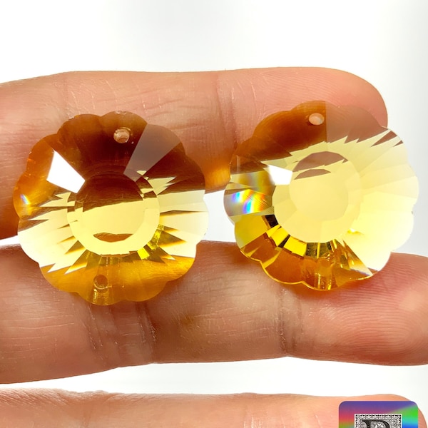 set of 4- 25mm Crystal Flower for Suncatchers | Lt Topaz / Yellow Sunflower | 2Hole Connector Crystal | Uncoated Clear Colored Glass BD46