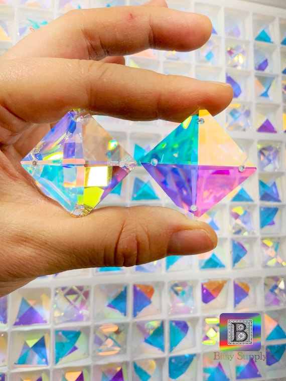28mm AB Crystal Square 4-Holes Suncatcher Prism Connector 30% Leaded Glass Bulk Sun Catcher Supplies Chandelier Replacement Parts BD76