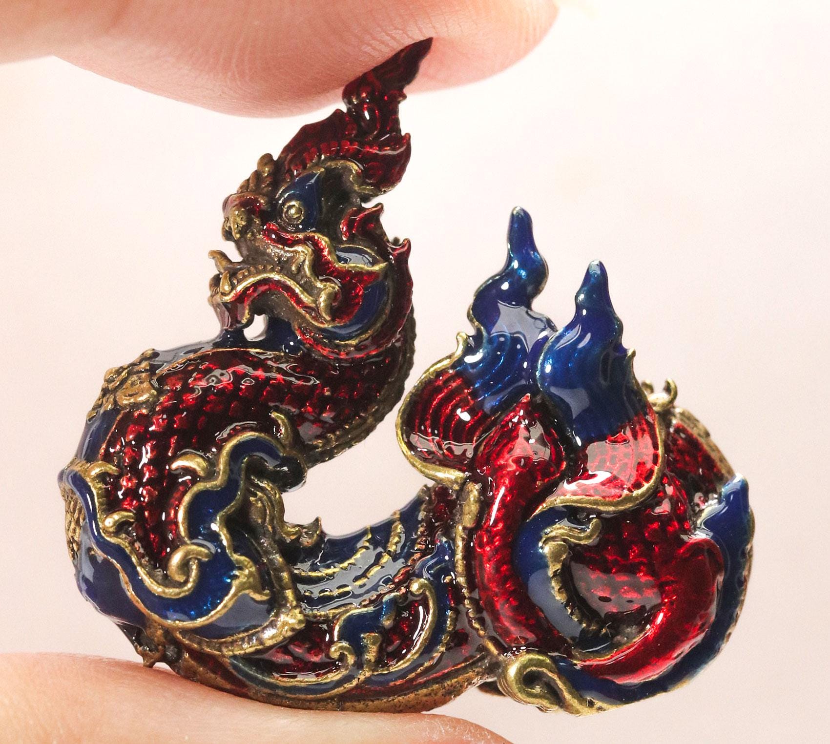Naga statue - Etsy 日本