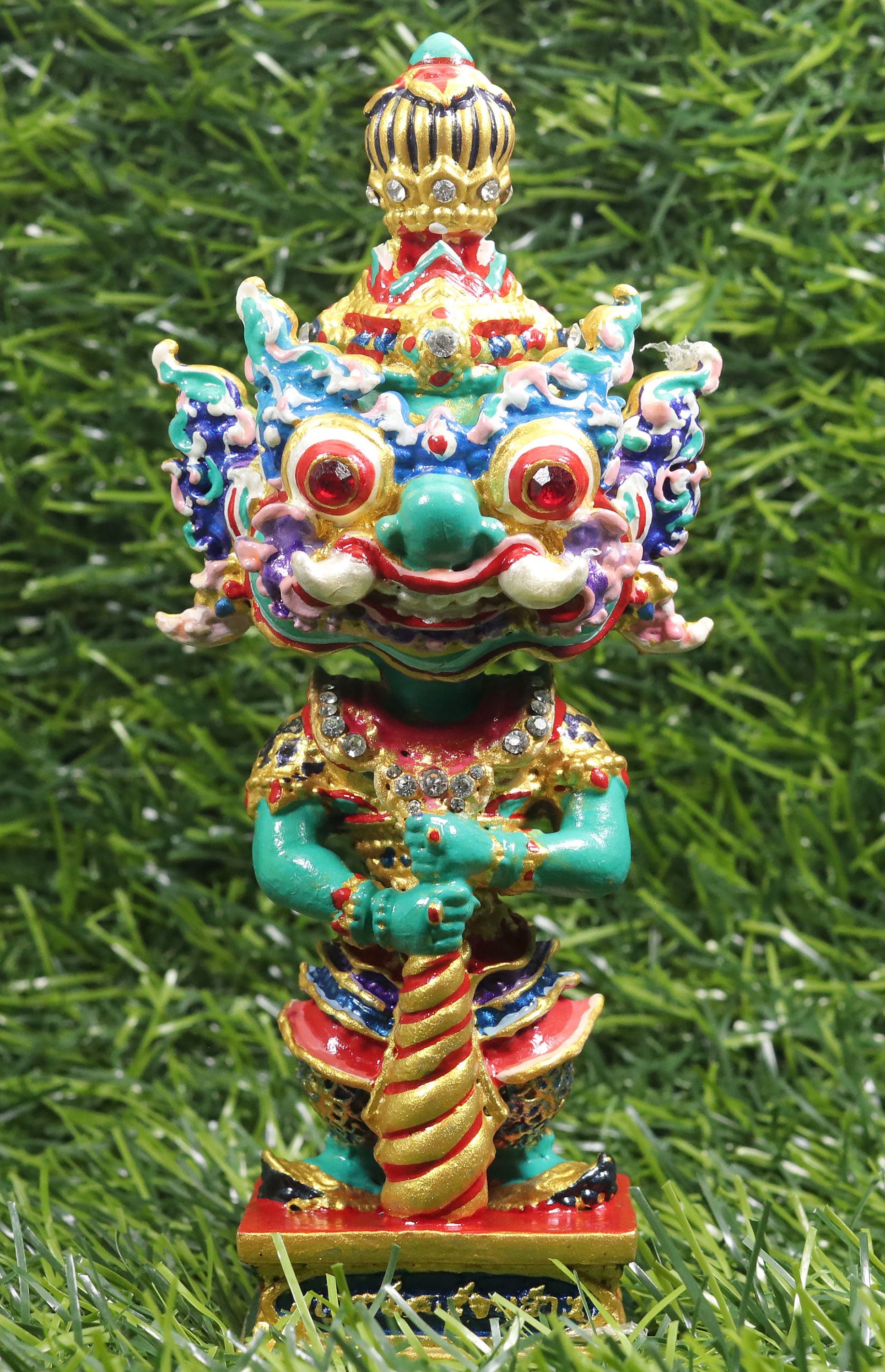 プラクルアン　タイ　恋愛性愛魅力のお守り　 \"Mae Nuar Horm” Phra mae thorani - Etsy 日本