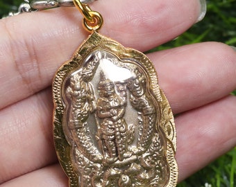 Thao Wessuwan, pendentif amulette thaïlandaise, Bouddha, laiton thaïlandais, pendentif thaïlandais, pendentif géant, pendentif amulette thaïlandaise puissante, LP, temple, magie,