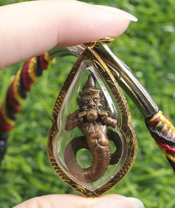 Collier amulette symboles porte bonheur magiques, Bijoux fins en