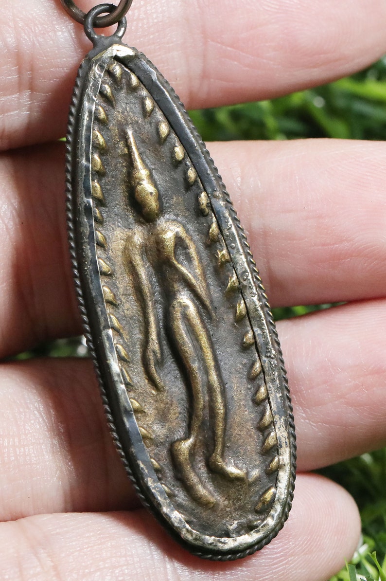 Amulet talisman, Phra leela, Old buddha, Thai pendant, Necklace and pendant, powerful miracle amulet pendant, Rare old Phra Leela, Gift,Thai image 2