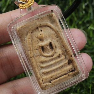 Phra Somdej Wat Rakhang Amulet: Thai Buddha Pendant Necklace