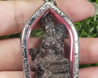 ラクシュミ ヒンドゥー教の女神 お守り オム ペンダントネックレス