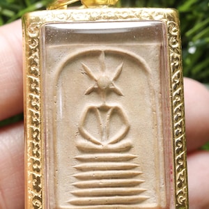 Phra Somdej Ketchaiyo Amulet: Rare Thai Buddha Pendant Necklace