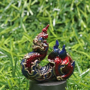 Messing Naga Statue: Thailändisches Amulett, Talisman, Glücksbringer (2,7 cm)
