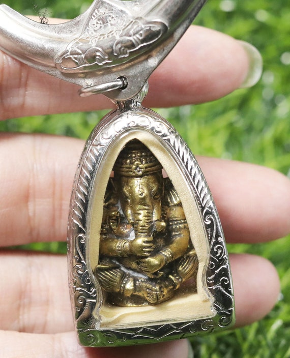 Nice pendants hotsell