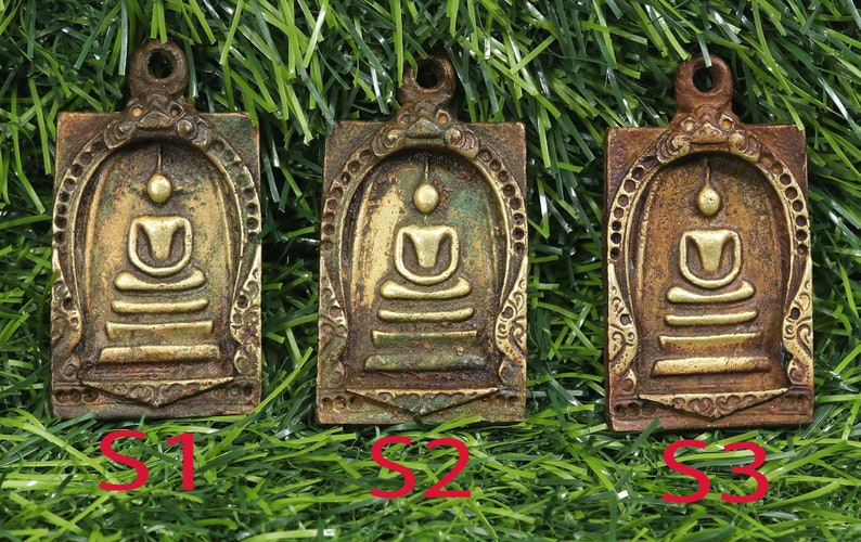 Phra Somdej Brass / Thai amulet and Talisman / LP Toh / Powerful / Old Thai Buddha Amulet / Phra somdej / Brass pendant / Pendant / 1Pcs image 5