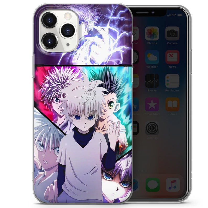 Peut inclure: Une coque de t&eacute;l&eacute;phone transparente avec une illustration anim&eacute;e color&eacute;e de quatre personnages de la s&eacute;rie Hunter x Hunter. Les personnages sont Killua, Gon, Kurapika et Hisoka. La coque est con&ccedil;ue pour un iPhone.