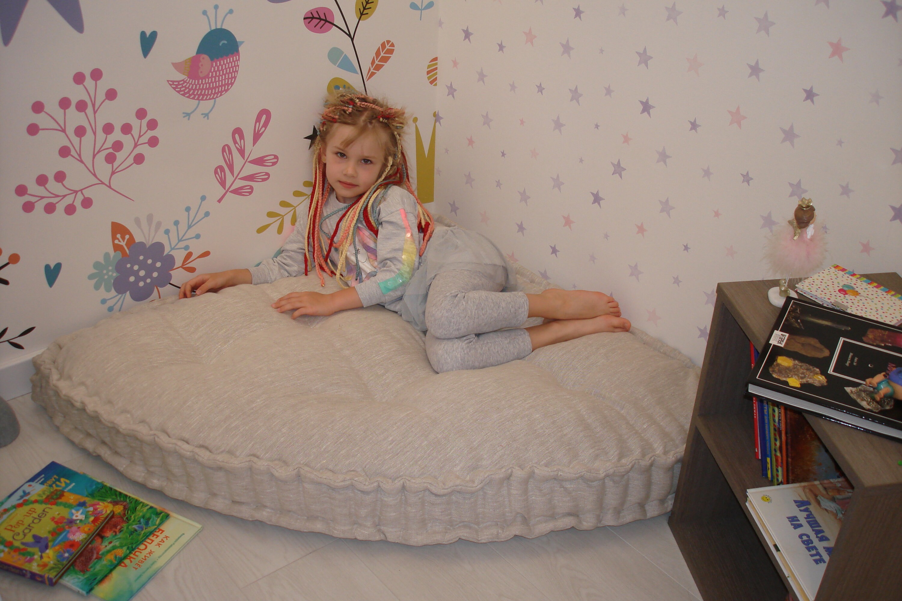 corner floor cushion