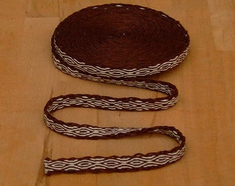 Tablet-woven border - Hand-woven tablet border - Wool brown-natural rhombus pattern - Medieval reenactment LARP