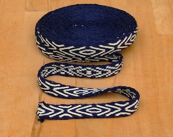 Board-woven border - hand-woven board border - wool dark blue-natural arrow pattern - Medieval reenactment LARP