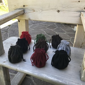 Gewandung Geld-/Würfelbeutel Beutel klein versch. Farben Wolle Mittelalter LARP Reenactment Rollenspiel