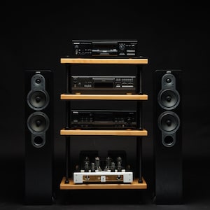 RODON IV : Stand for audio equipment