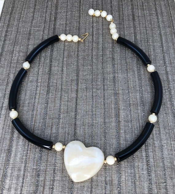 VINTAGE/NEW Avon Modern heart choker, Black & whi… - image 2