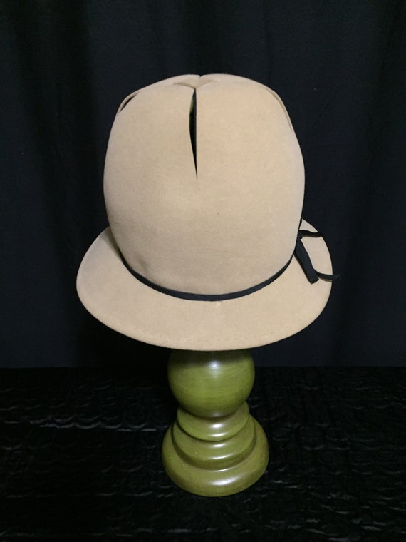 1960-70 ish Vintage/New Ann Marie Cloche Hat, Vin… - image 3