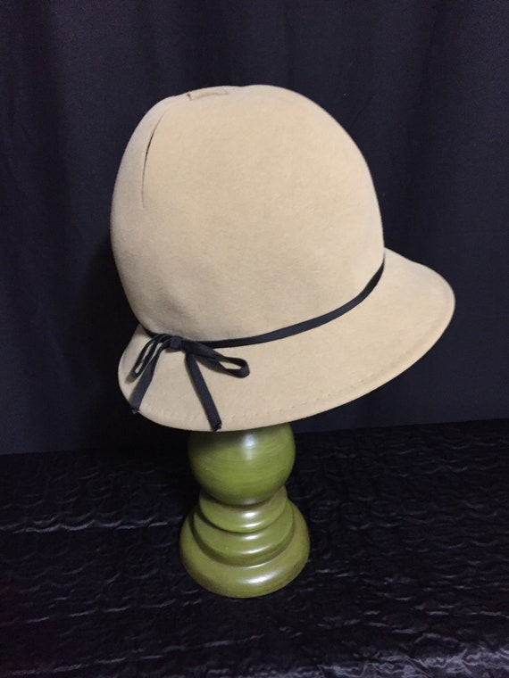 1960-70 ish Vintage/New Ann Marie Cloche Hat, Vin… - image 1