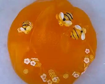 Raw Honey Jelly Slime, scented like honey, honey slime with bee charm and honeycomb fimo slices, thick jelly slime, honey gift, coated slime