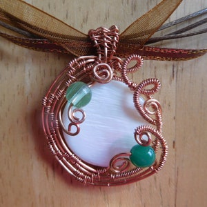 Mother of Pearl Copper Braided Wire Pendant