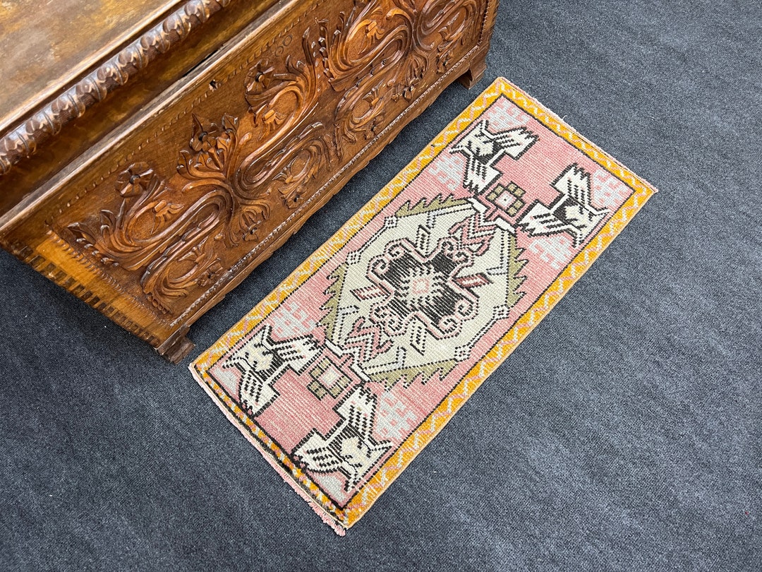 Vintage Rug, Tiny Rug, Pink Rug, Small Rug, 2x3 Rug, Turkish Rug, Entry