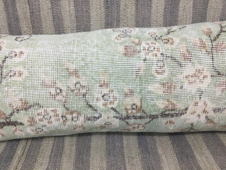 Anatolisk handgjord vintagematta med örngott, 12x36 blommig design, ländryggsöverdrag, heminredningsgåvor, mjuka gröna och bruna färger, 14x36 kudde bild 6
