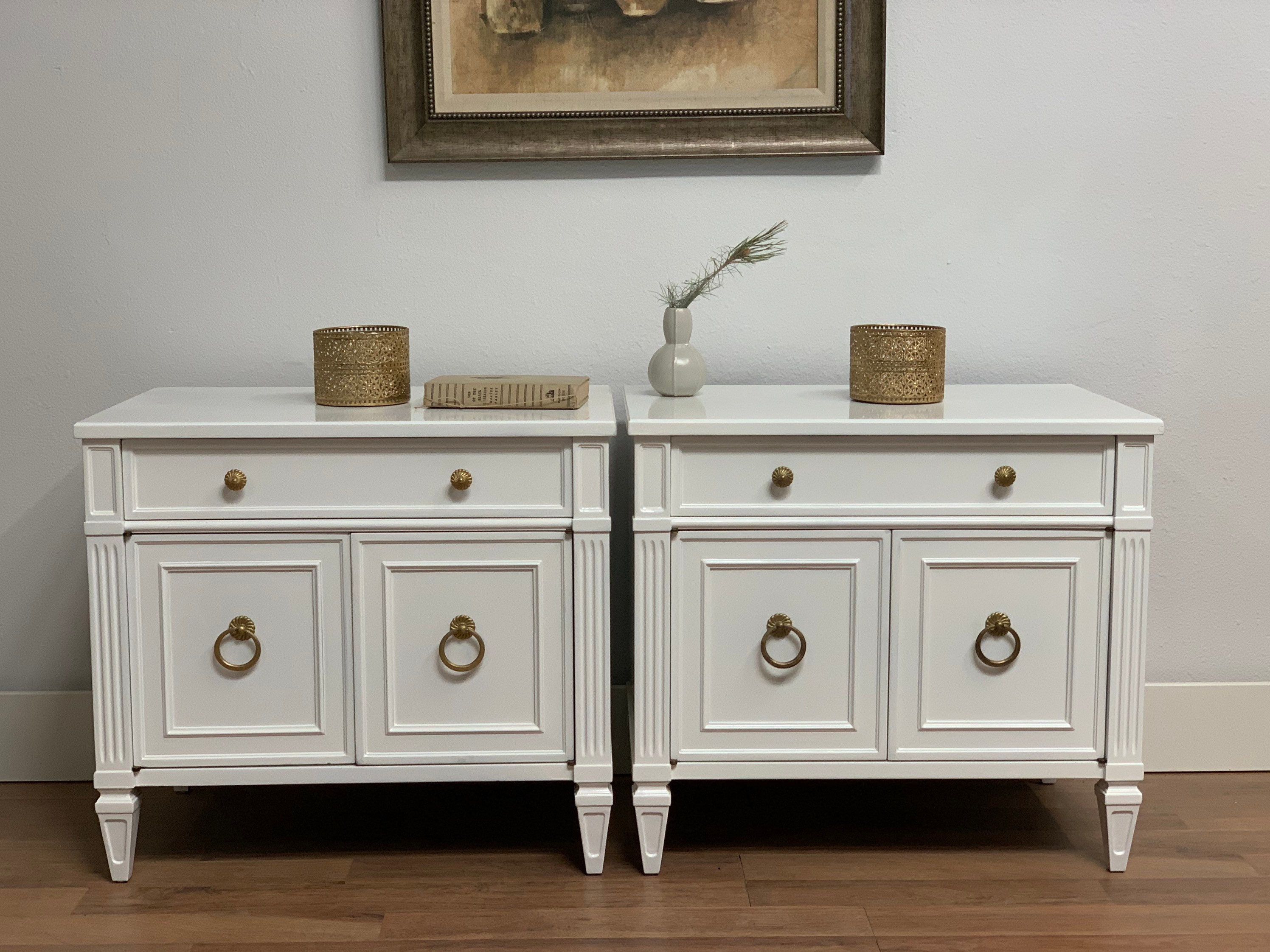 Henredon nightstand sale