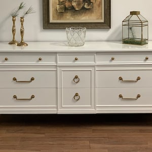 SOLD* Henredon White Lacquer Solid Wood Dresser