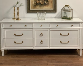 SOLD* Henredon White Lacquer Solid Wood Dresser